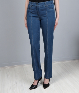 Дънки летни с украсителни тигели отпред,светли.